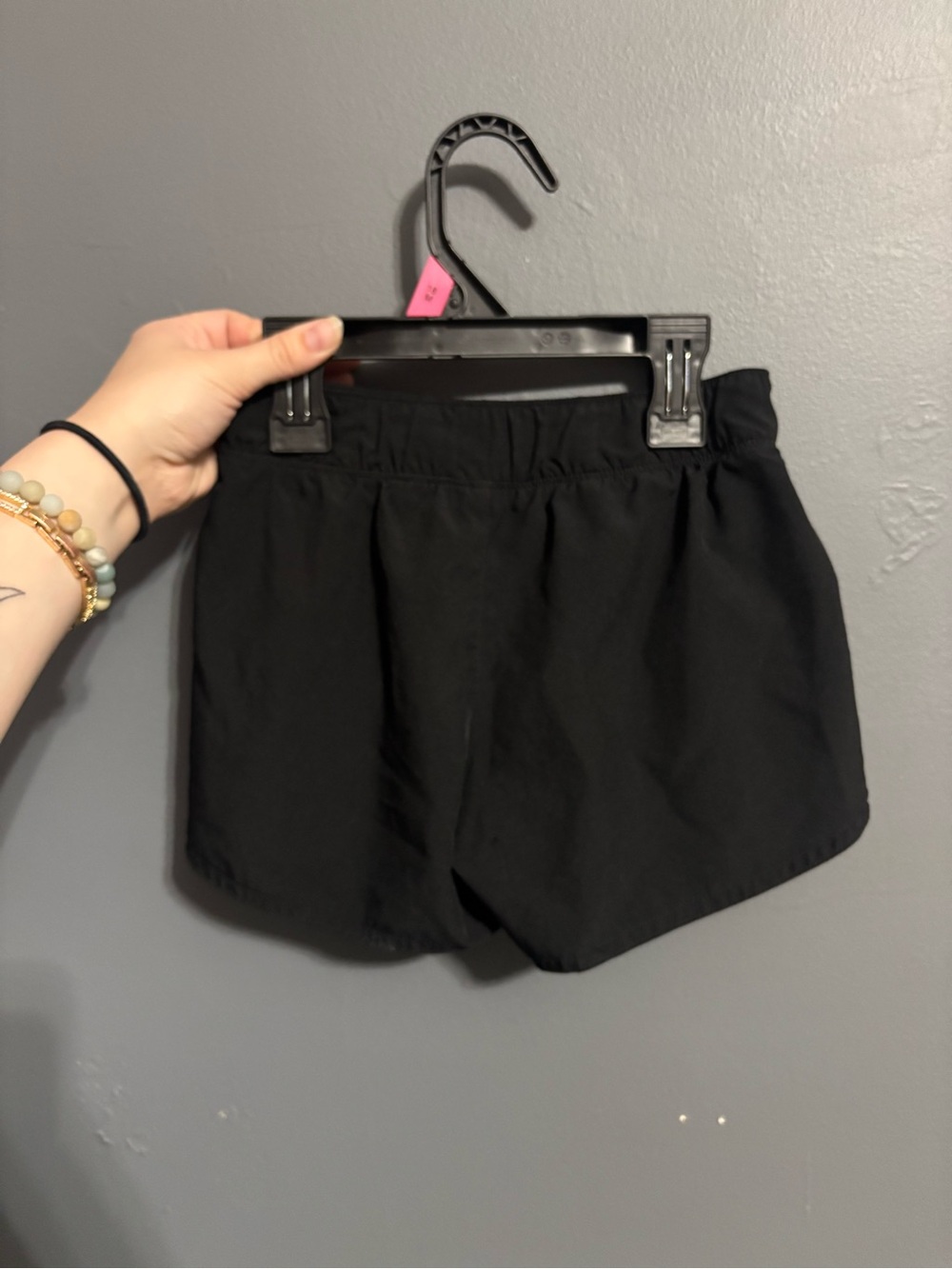 Old navy black ruffle athletic shorts size girls small - Picture 4 of 6